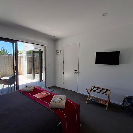 Papamoa Beach, Pohutukawa Deluxe Studio, On Hugoway Екстер'єр фото