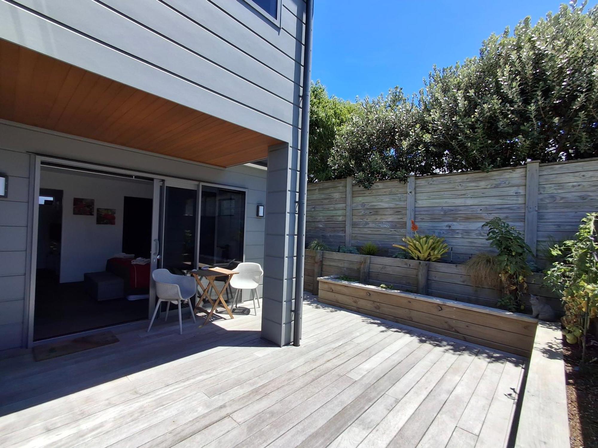 Papamoa Beach, Pohutukawa Deluxe Studio, On Hugoway Екстер'єр фото